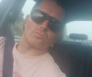 Andoni