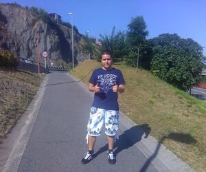 Andoni
