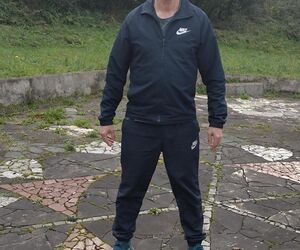 Andoni