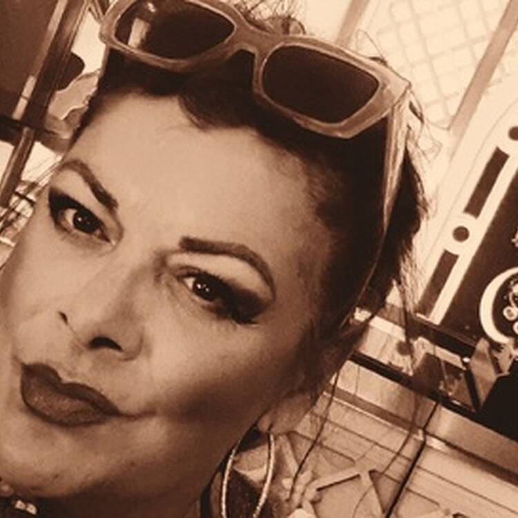 Foto de perfil de MARIA CARMEN