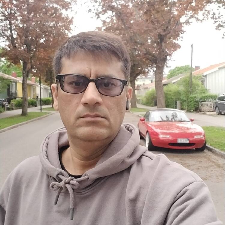 Foto de perfil de Mirza Zeeshan Baig